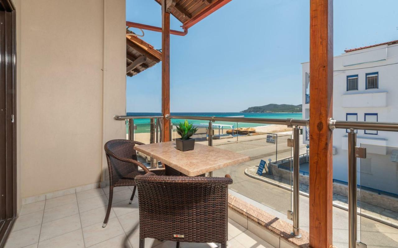 House Kostas On The Beach Sarti Exteriér fotografie